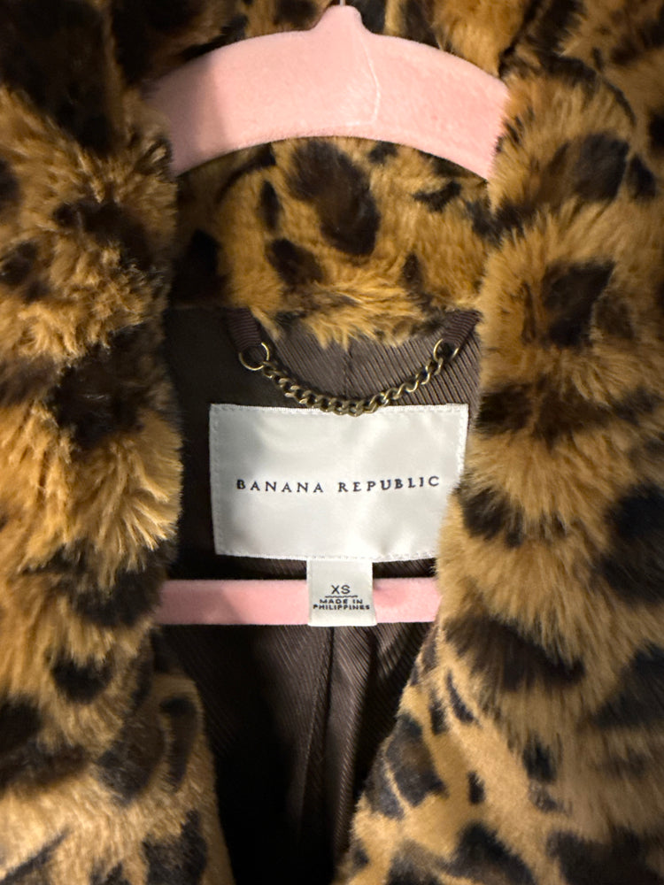 Banana Republic Leopard Faux Fur Coat – Size XS