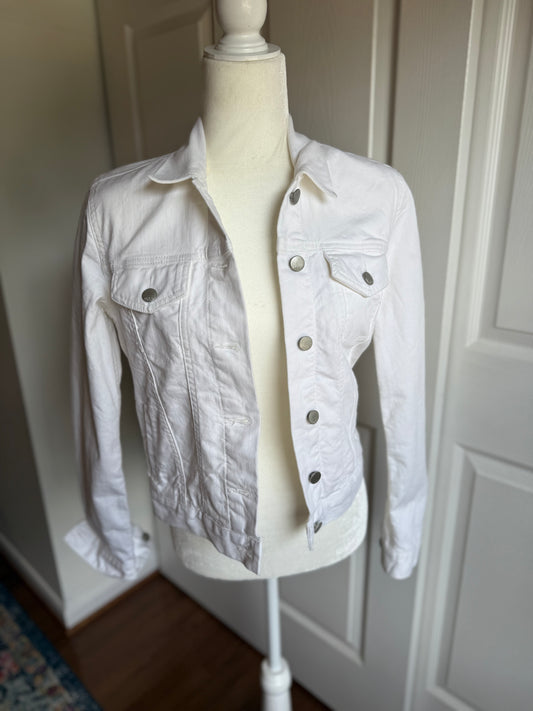 GAP White Denim Jacket — Size Small