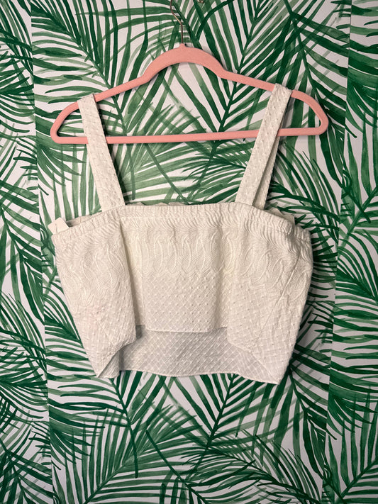 Red Carter Textured White Crop Top – Size Unknown (Fits S/M)